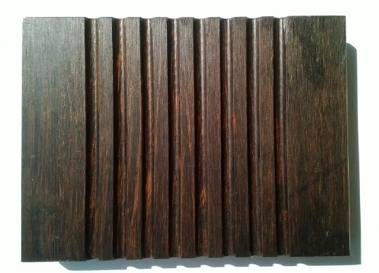 桃花江戶(hù)外竹地板正面，大溝槽紋理